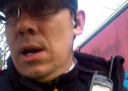 Dodgy-Police-Officer-at-Barton-Moss-Fracking-Protest