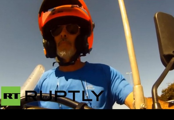 Brazilian Man's DIY Motorcycle Engine Gets 300 miles per Liter on WATER