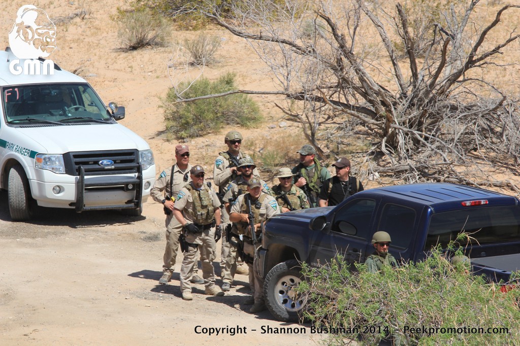 BEHIND THE LINES: Stunning Images of 'BLM War Zone' Exposes Federal ...