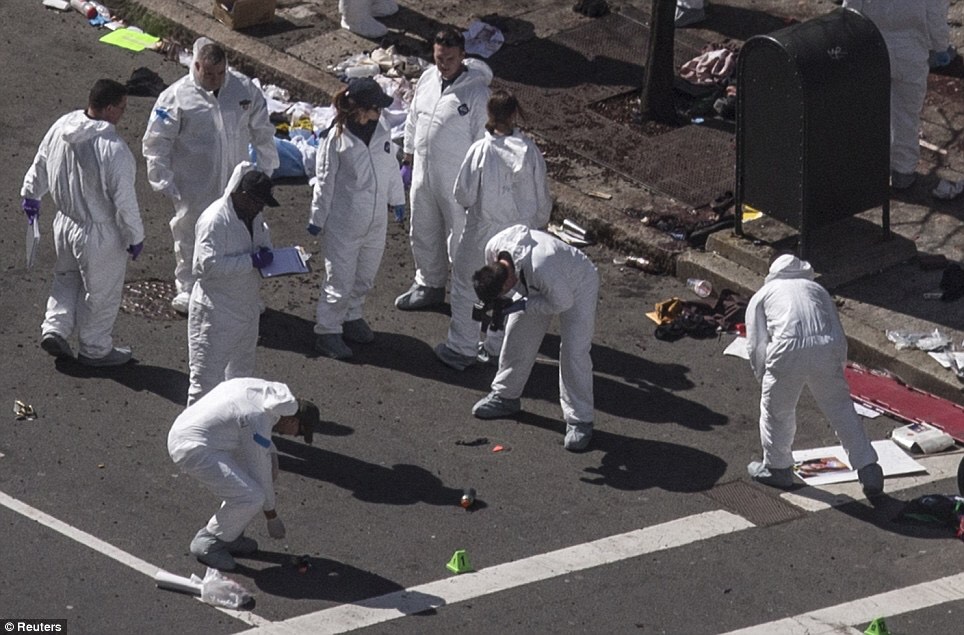 Boston-Bombing-Clean-up-team-removing-evidence