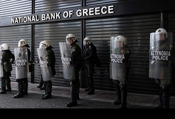 1-Greece-Bank-Run
