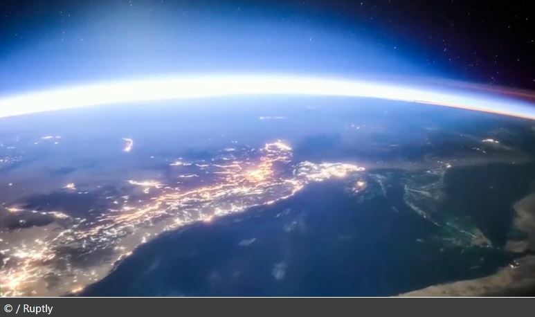 1-ISS-Earth-Orbit-Photos