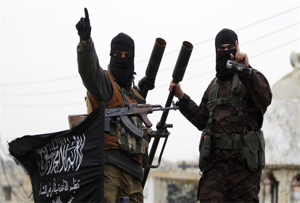 Фото террористов на фоне флага игил. Боевики Аль Каиды.