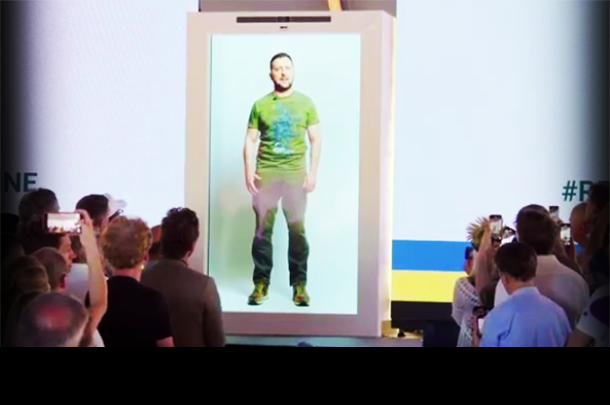 Western Audiences Are Gushing Over Zelensky’s Latest Hologram Appearance